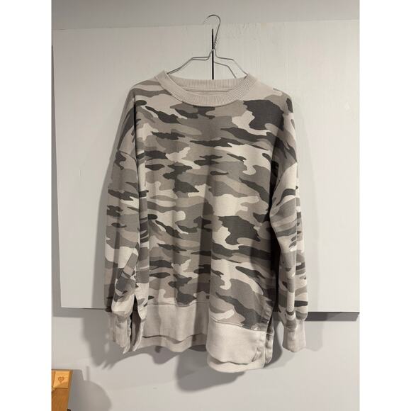 Aerie Camo Sweatshirt Size Small - Picture 1 of 3